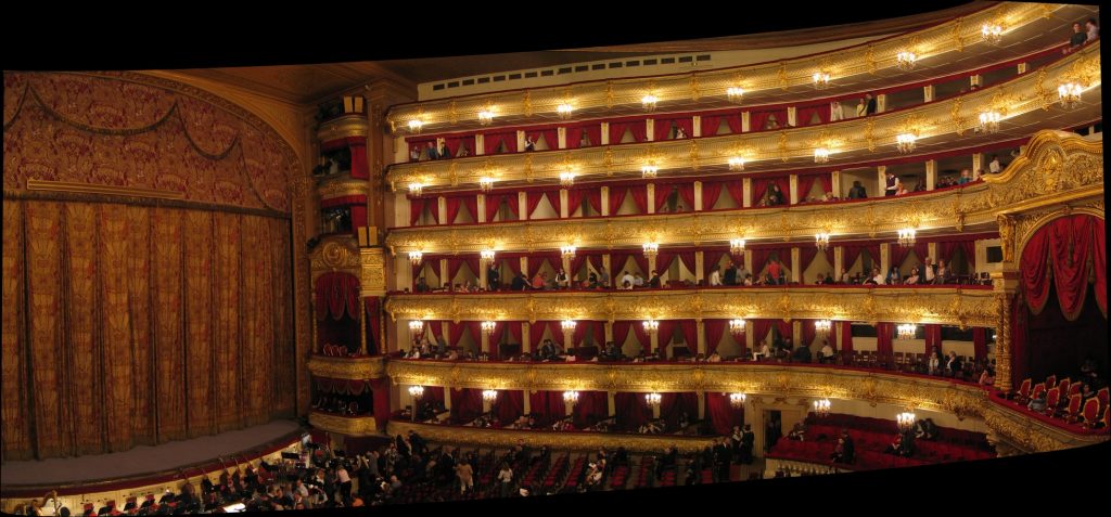 Inside_Moscow_Bolshoi_Theatre